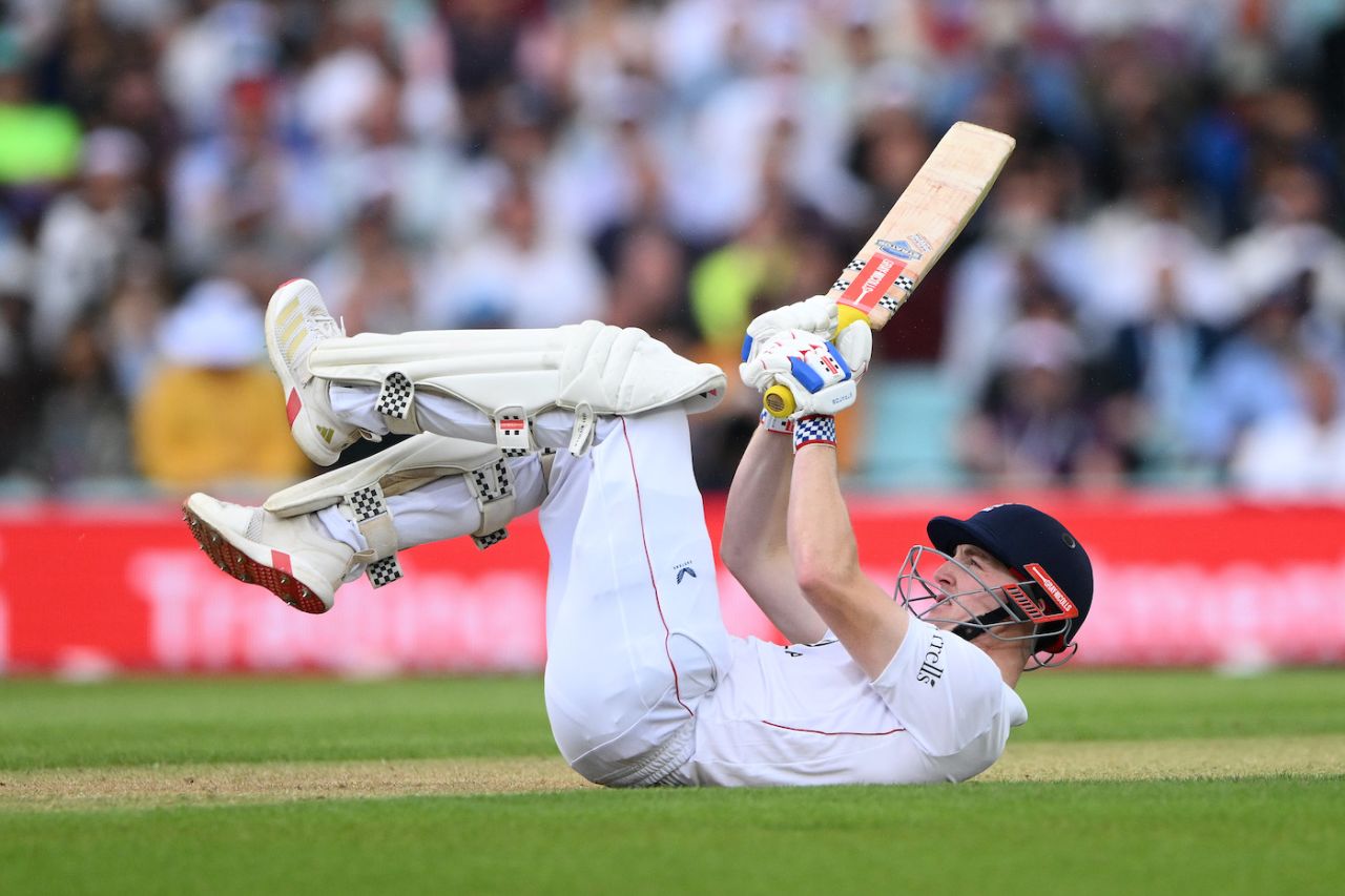 Harry Brook falls over after nailing a jaw-dropping slog sweep, England vs India, 5th Test, 2nd day, The Oval, August 1, 2025
