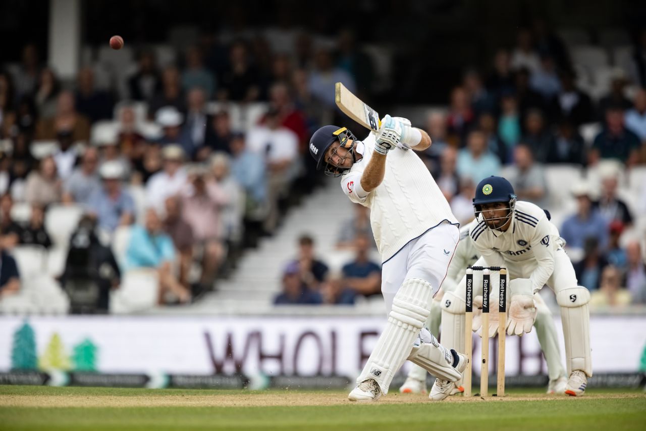 Joe Root charged the second ball he faced off Ravindra Jadeja, England vs India, 5th Test, The Oval, 4th day, August 3, 2025