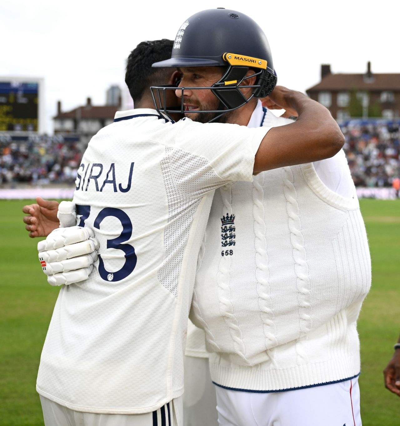 Warrior to warrior - Mohammed Siraj knows what it took for Chris Woakes to get on the pitch, England vs India, 5th Test, The Oval, London, 5th day, August 4, 2025