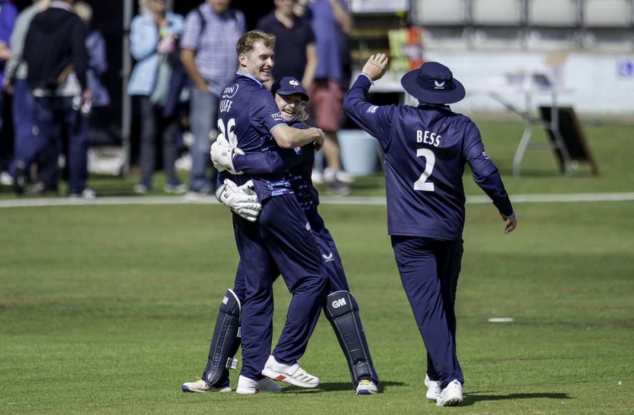 Ben Cliff claimed a maiden five-for, Yorkshire vs Warwickshire, One-Day Cup, Scarborough, August 5, 2025