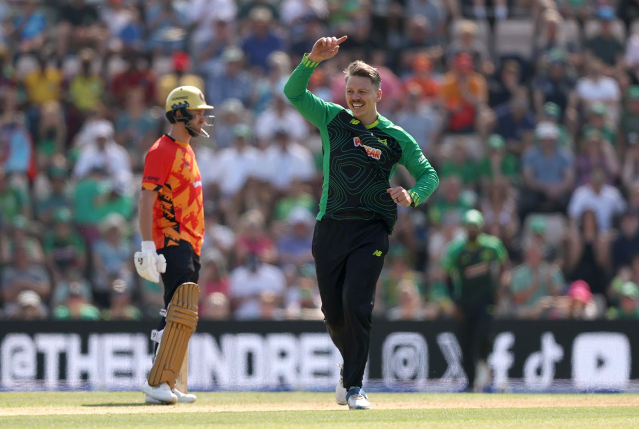 Michael Bracewell took two wickets in his first five balls, Southern Brave vs Birmingham Phoenix, Utilita Bowl, The Hundred Men's Competition, August 10, 2025