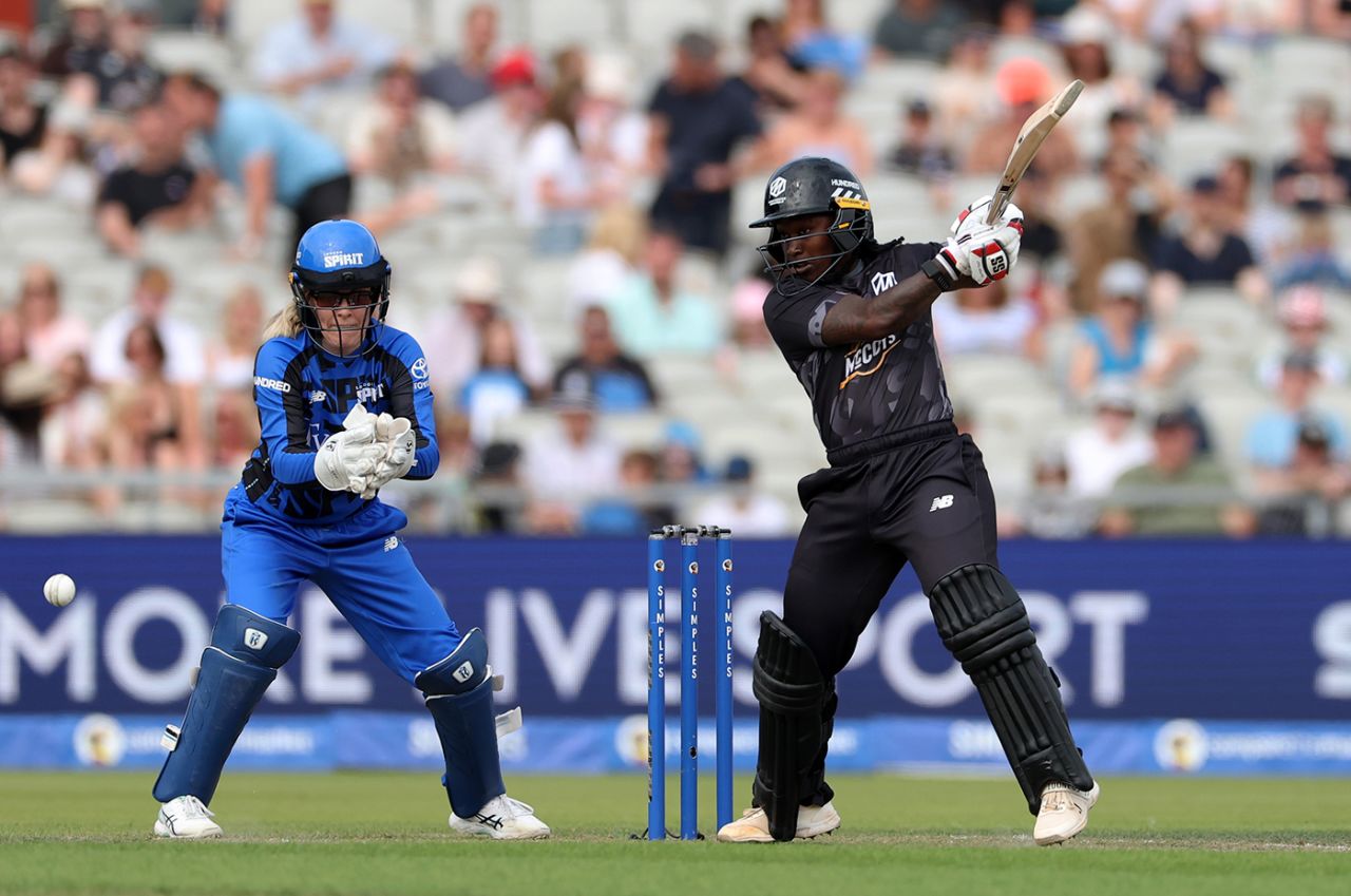 Deandra Dottin battled for the home side, Manchester Originals vs London Spirit, Women's Hundred, Old Trafford, August 11, 2025