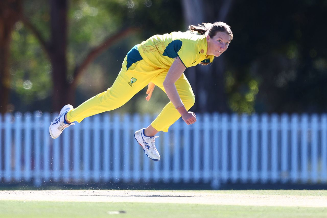 Darcie Brown flies through the crease, Australia A vs India A, 3rd one-day game, Ian Healy Oval, August 17, 2025