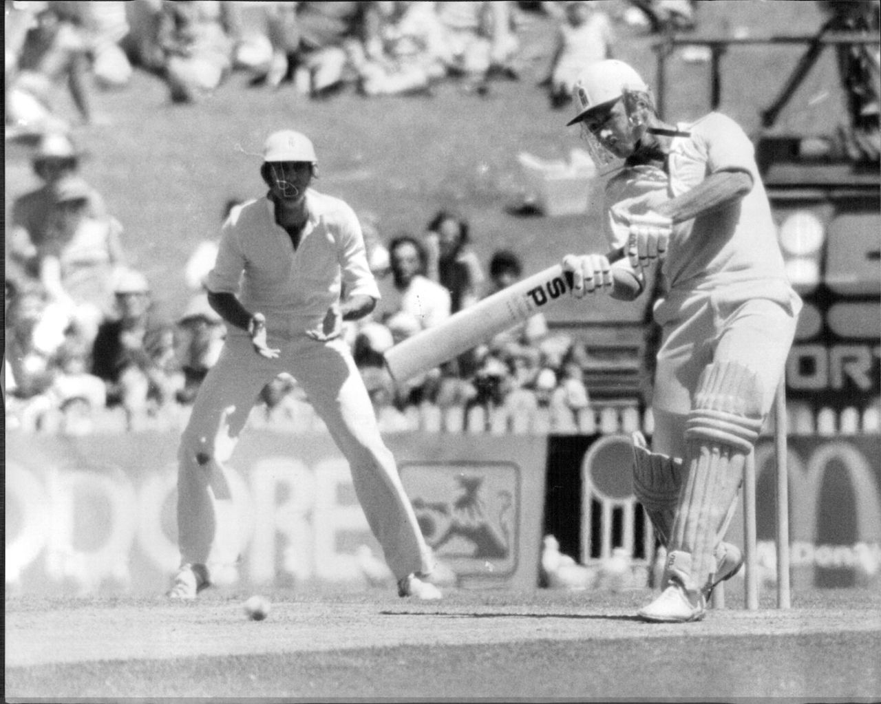 Derek Underwood bats, WSC Australia v WSC World XI, World Series Cricket Supertests final, day two, Sydney, February 3, 1979