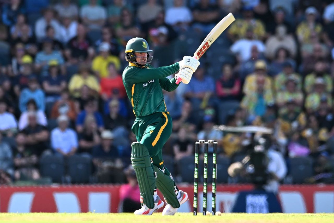 Matthew Breetzke pulls behind square, Australia vs South Africa, 2nd ODI, Mackay, August 22, 2025