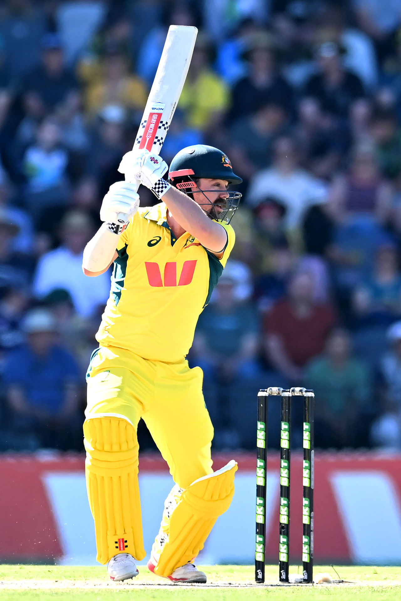 Travis Head flays through the off side, Australia vs South Africa, 3rd ODI, Mackay, August 24, 2025