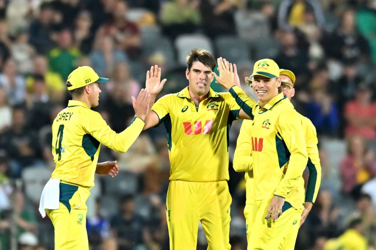 Xavier Bartlett celebrates a wicket, Australia vs South Africa, 3rd ODI, Mackay, August 24, 2025