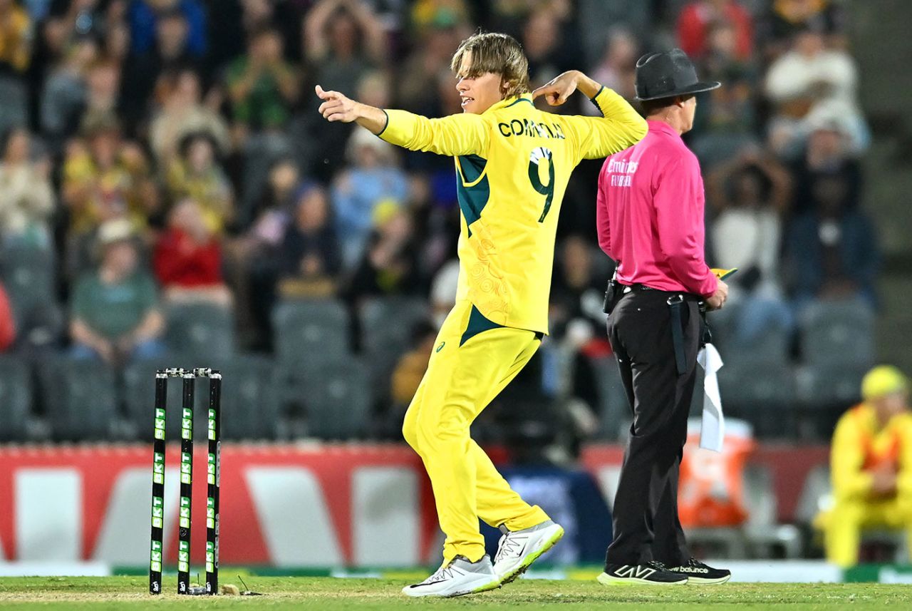 Cooper Connolly celebrates removing Dewald Brevis, Australia vs South Africa, 3rd ODI, Mackay, August 24, 2025