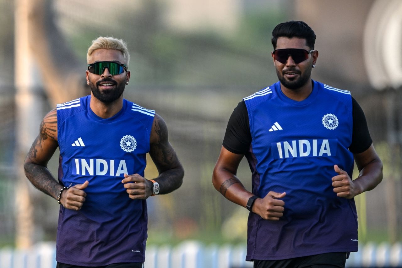 Hardik Pandya and Harshit Rana warm up ahead of the Asia Cup, Dubai, September 8, 2025