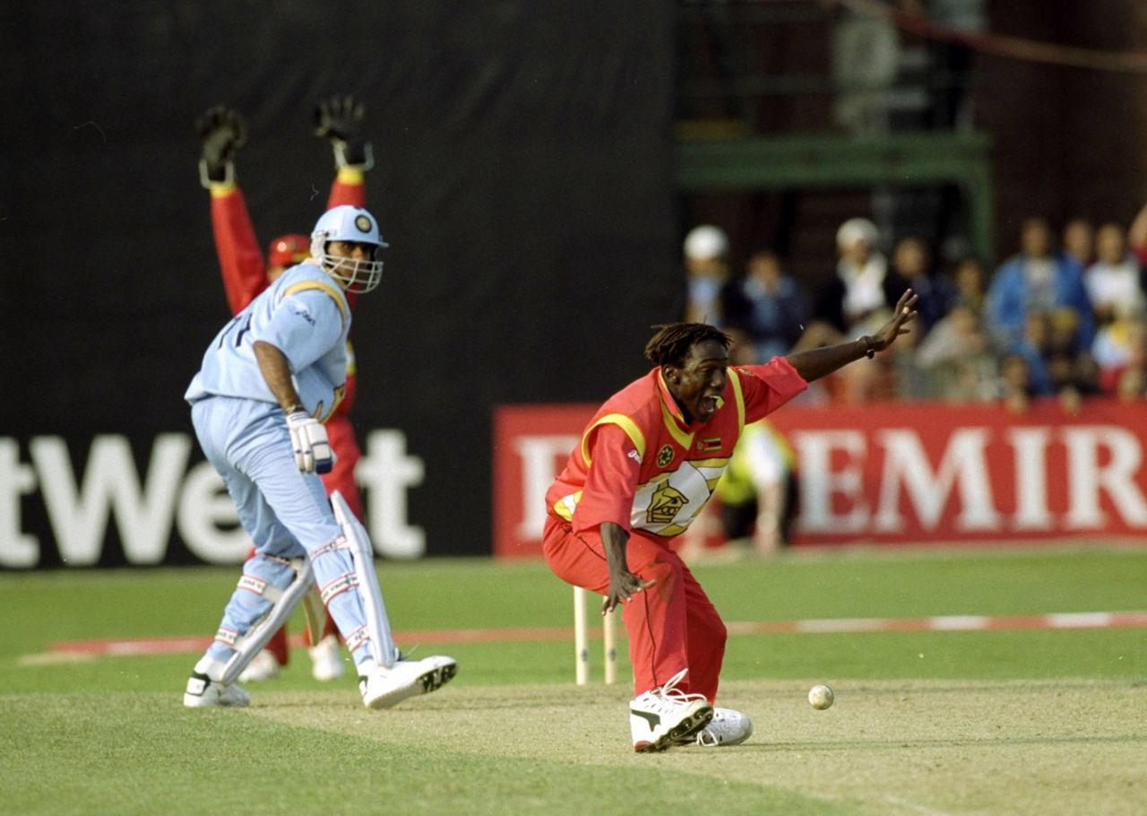 Henry Olonga traps Venkatesh Prasad lbw to seal an amazing comeback win by Zimbabwe, India v Zimbabwe, World Cup Group A, Leicester, May 19, 1999