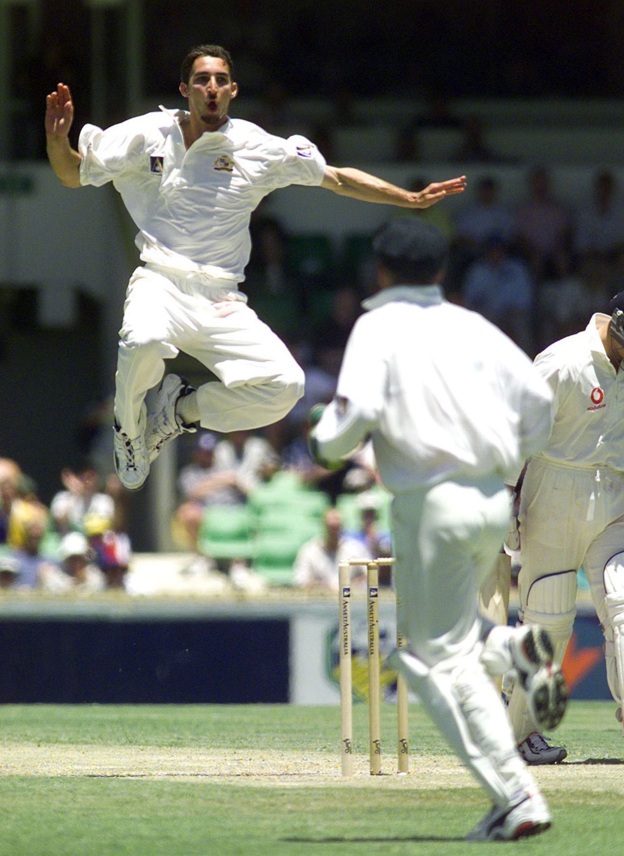 Jason Gillespie jumps in the air as Darren Gough is out leg before wicket, Australia v England, 2nd Test, Perth, 3rd day, November 30, 1998