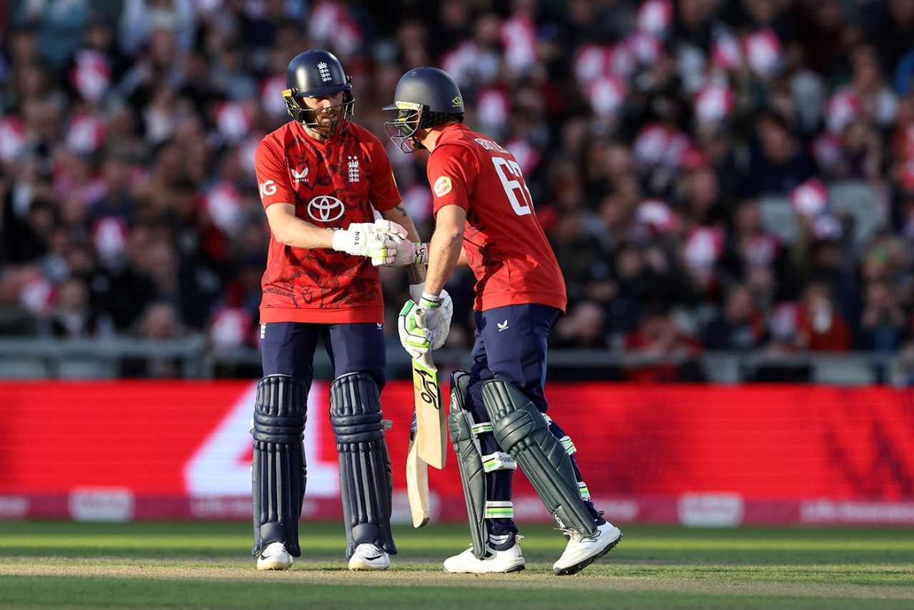 Phil Salt and Jos Buttler took England to 100 in the Powerplay, England vs South Africa, 2nd Men's T20I, Emirates Old Trafford, Manchester, September 12, 2025