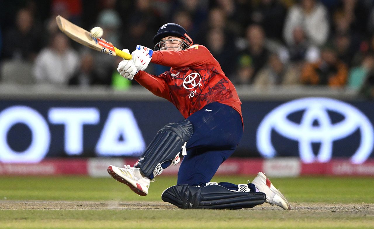Harry Brook tumbles over to scoop, England vs South Africa, 2nd Men's T20I, Emirates Old Trafford, Manchester, September 12, 2025