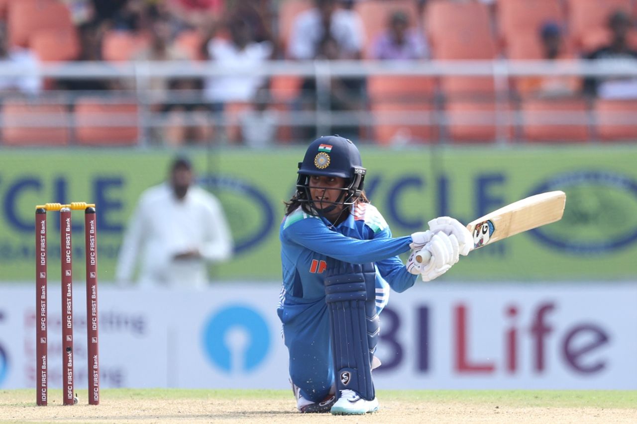 Jemimah Rodrigues gets low, India vs Australia, 1st women's ODI, New Chandigarh, September 14, 2025