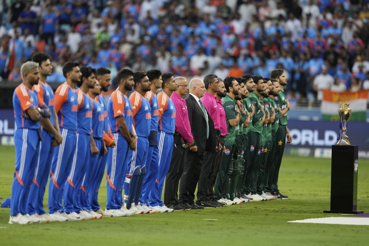 India and Pakistan line up for the anthems, India vs Pakistan, Men's T20 Asia Cup, Dubai, September 14, 2025