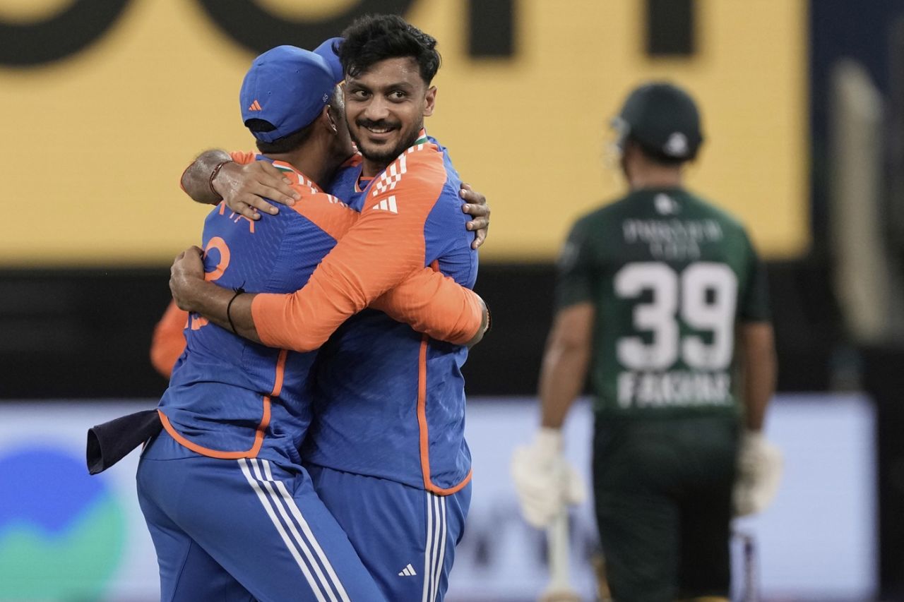 Axar Patel struck in each of his first two overs, India vs Pakistan, Asia Cup, Dubai, September 14, 2025