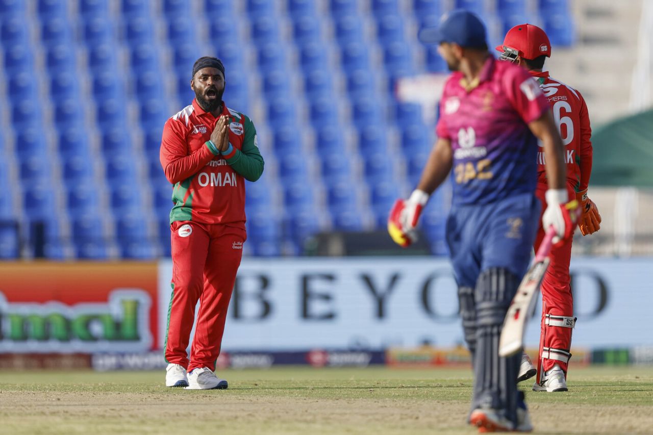 Samay Shrivastava gave Oman a crucial breakthrough, UAE vs Oman, Men's T20 Asia Cup, Abu Dhabi, September 15, 2025