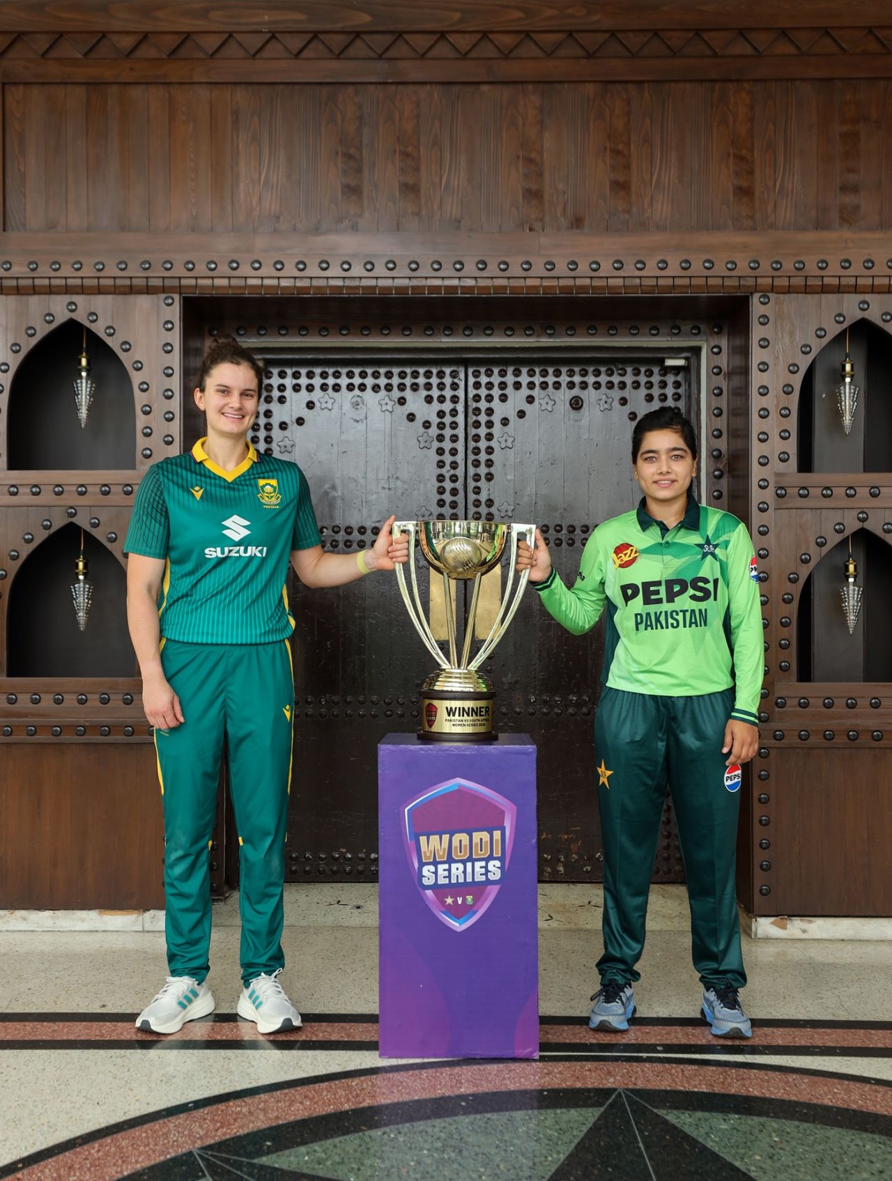 Laura Wolvaardt and Fatima Sana with the ODI series trophy, Pakistan vs South Africa, Lahore, September 15, 2025