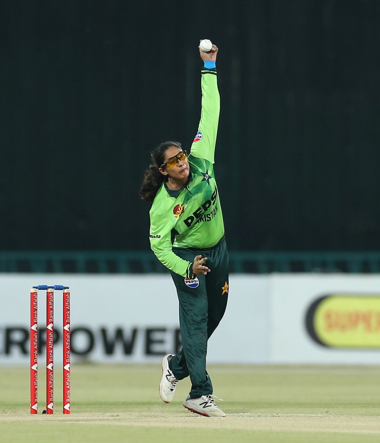 Sadia Iqbal bowled Laura Wolvaardt for 4, Pakistan women vs South Africa women, 1st ODI, Lahore, September 16, 2025