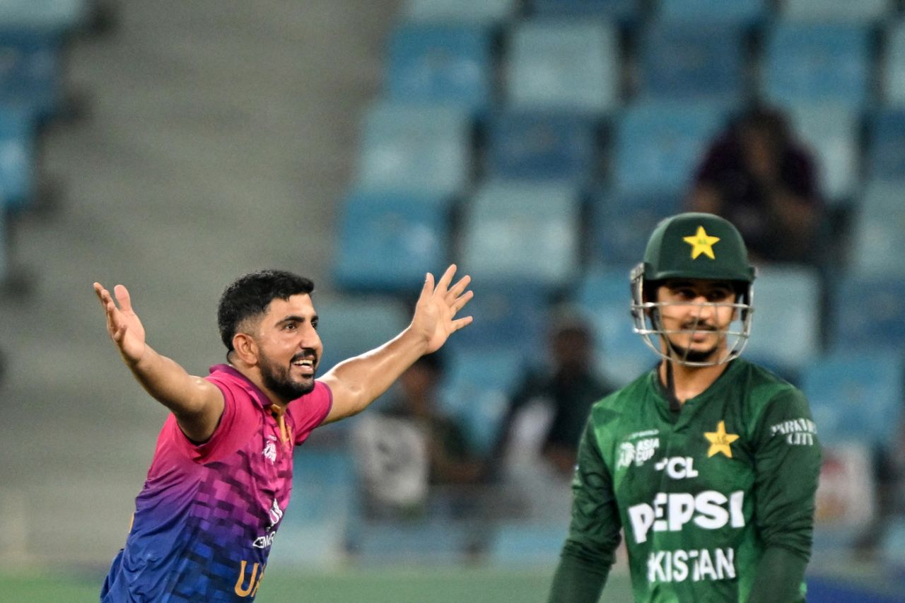 Junaid Siddique celebrates his first breakthrough, UAE vs Pakistan, Men's T20 Asia Cup, Dubai, September 17, 2025