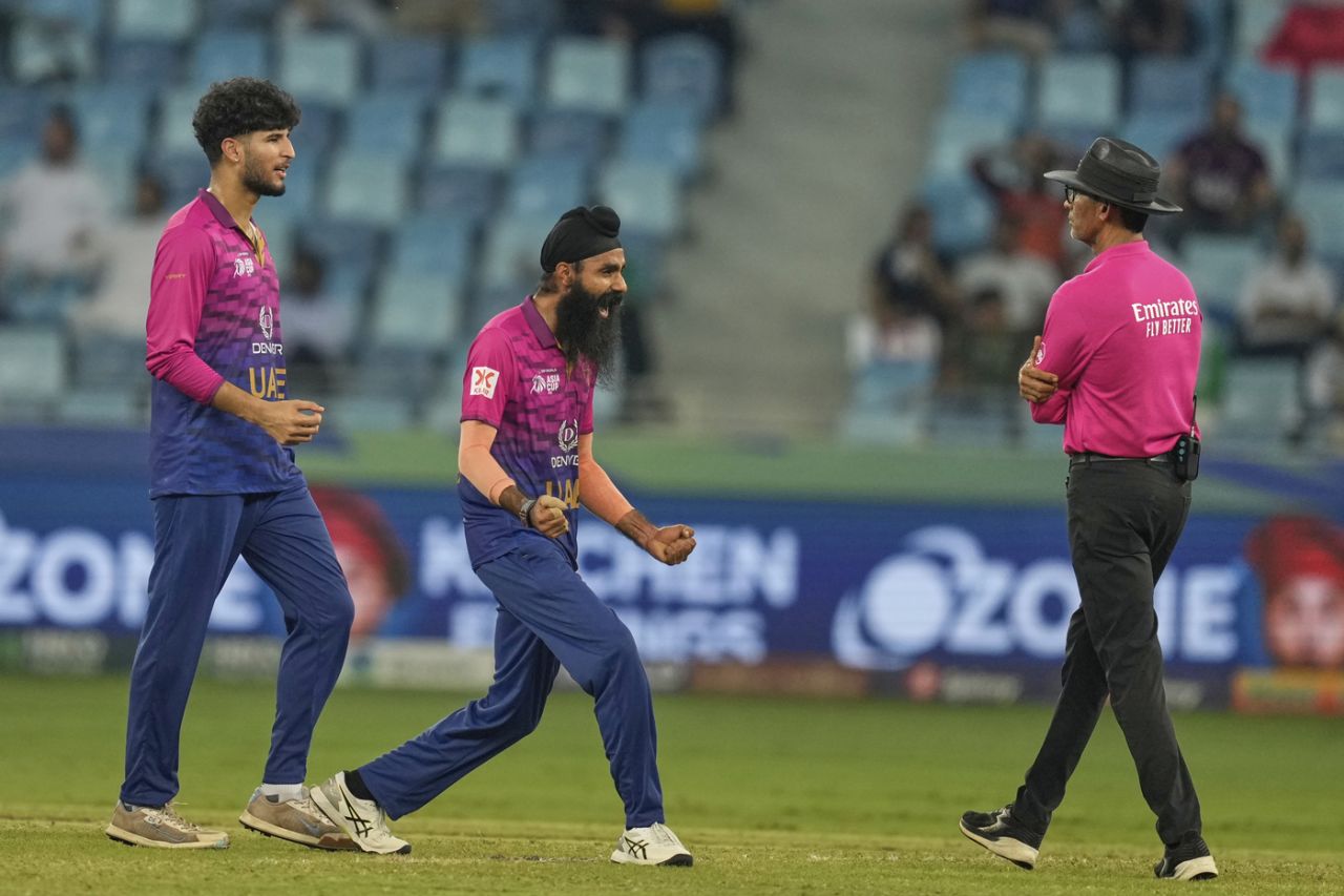 Simranjeet Singh derailed Pakistan's middle overs, UAE vs Pakistan, Men's T20 Asia Cup, Dubai, September 17, 2025