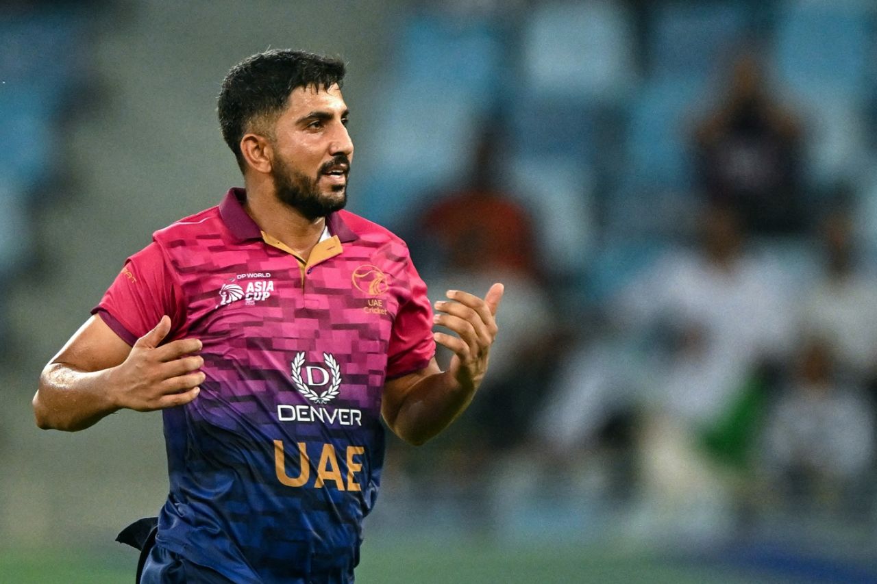 Junaid Siddique picked 4 for 18 in his four overs, UAE vs Pakistan, Men's T20 Asia Cup, Dubai, September 17, 2025