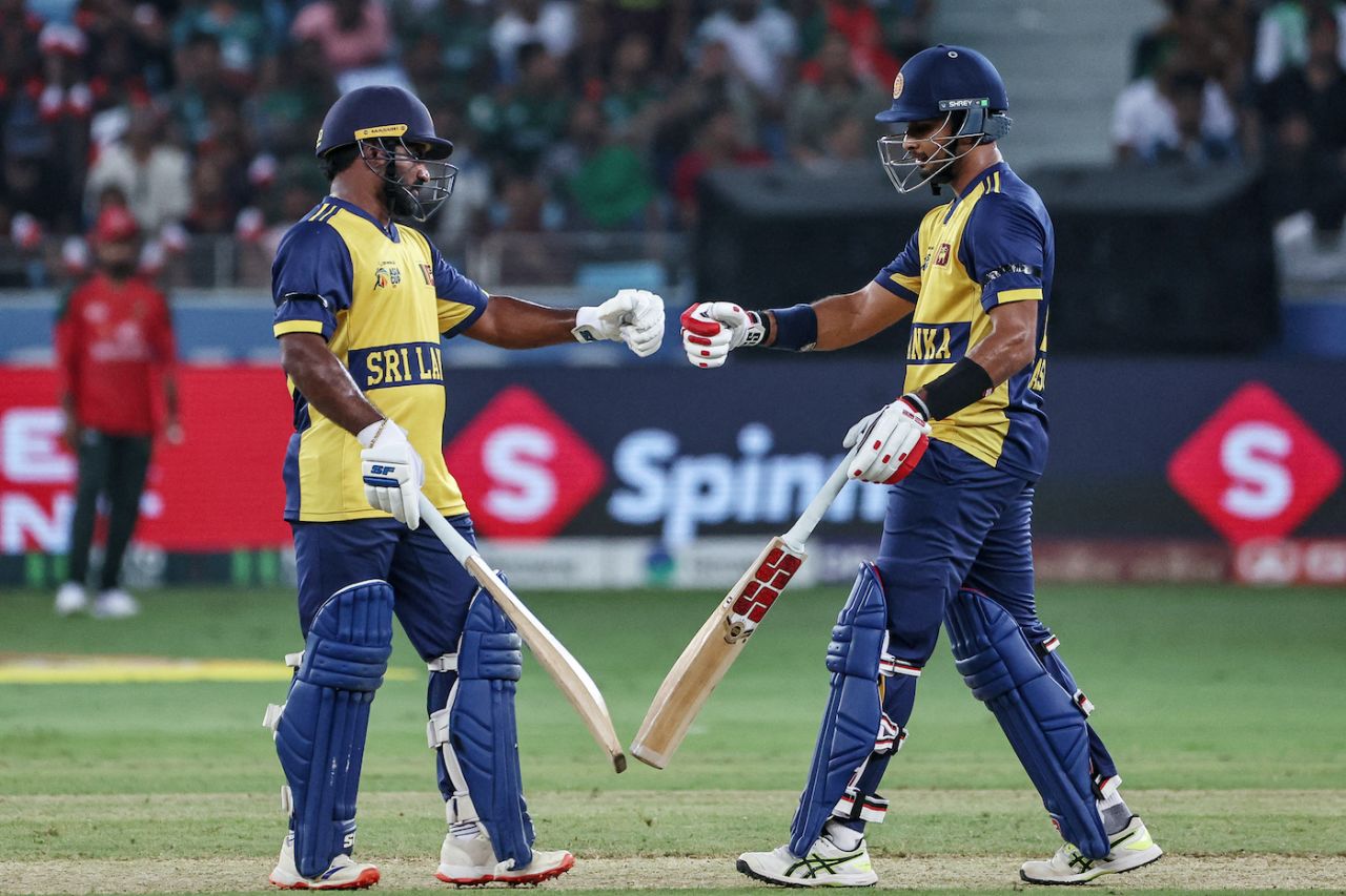 Dasun Shanaka and Charith Asalanka added 57 for the fifth wicket, Bangladesh vs Sri Lanka, Super Fours, Asia Cup, Dubai, September 20, 2025
