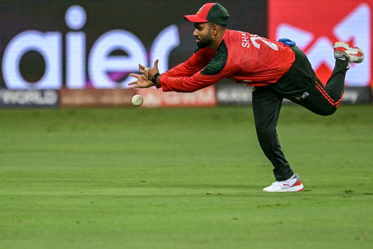Shamim Hossain dropped Dasun Shanaka on 38, Bangladesh vs Sri Lanka, Super Fours, Asia Cup, Dubai, September 20, 2025
