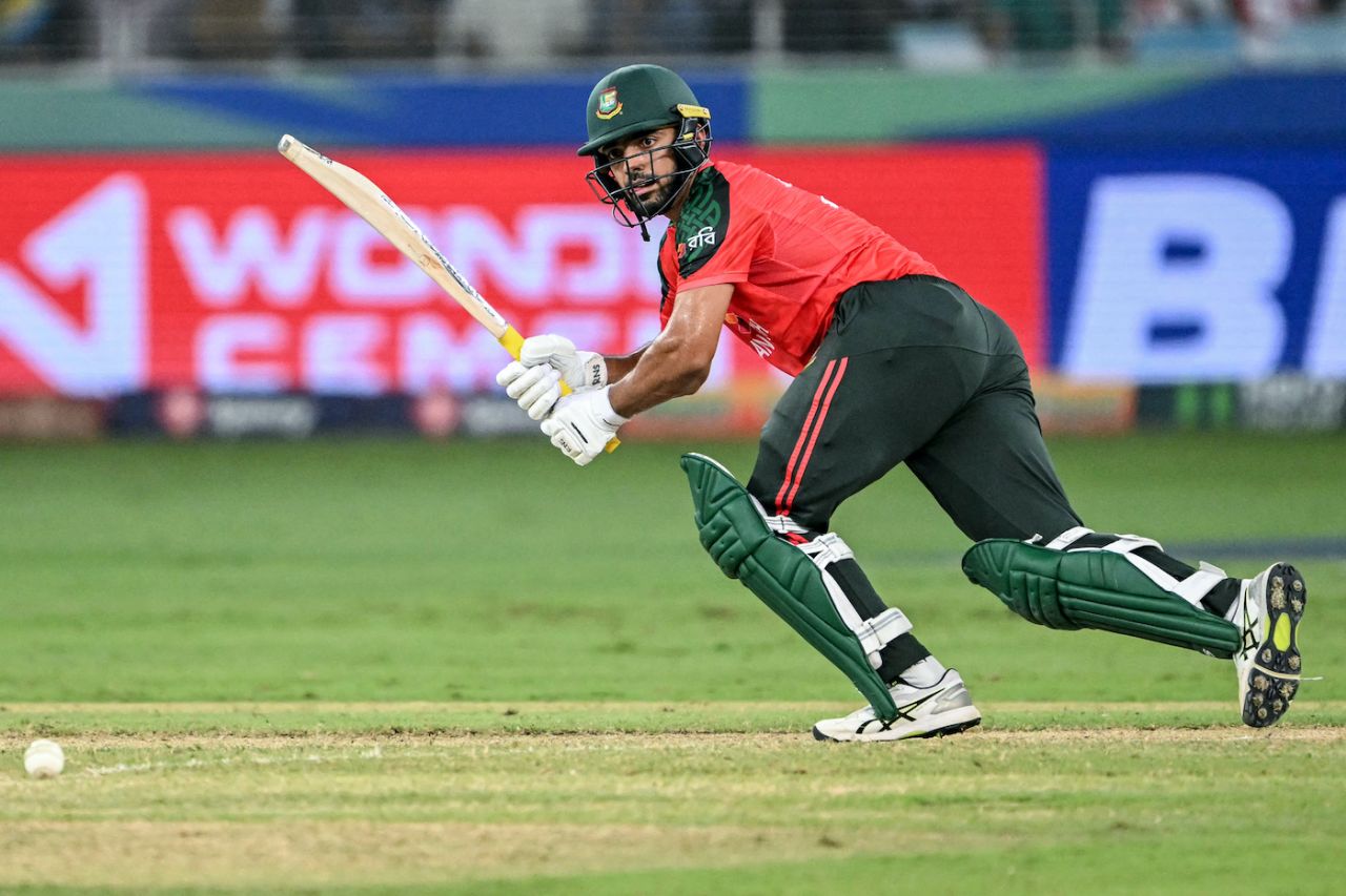 Saif Hassan hit three of his four sixes in the powerplay, Bangladesh vs Sri Lanka, Super Fours, Asia Cup, Dubai, September 20, 2025