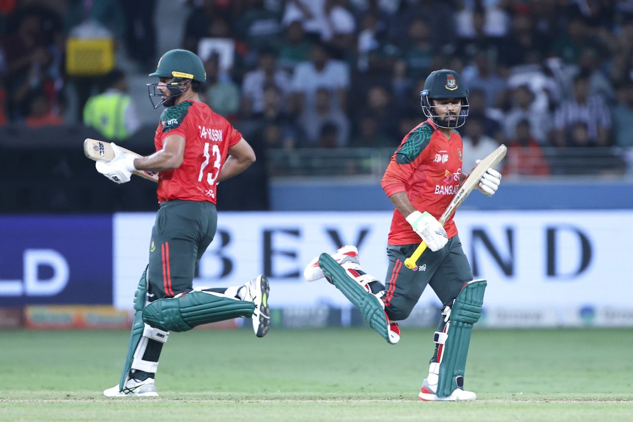 Towhid Hridoy and Saif Hassan put on the second fifty stand of the innings, Bangladesh vs Sri Lanka, Super Fours, Asia Cup, Dubai, September 20, 2025