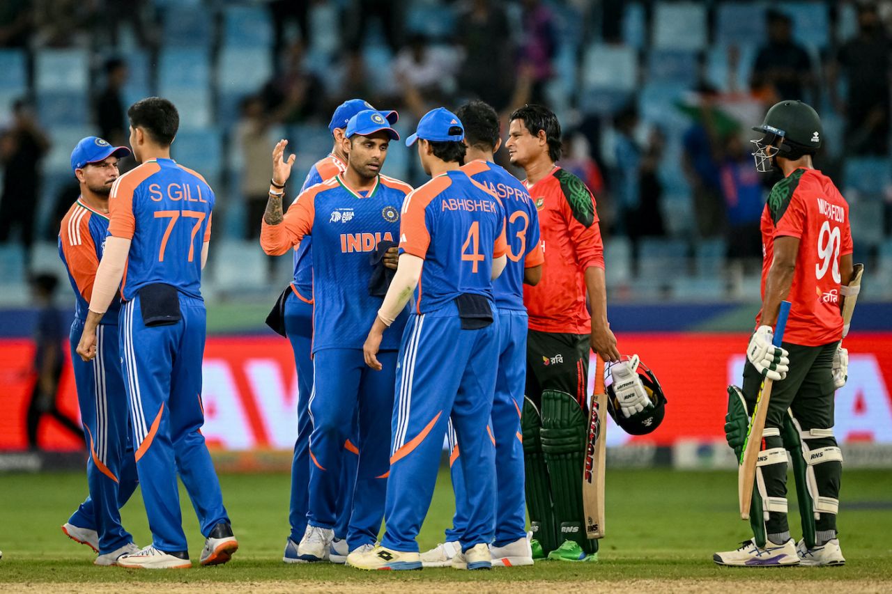 Handshakes all around after India completed an easy win, India vs Bangladesh, Super Fours, Asia Cup, Dubai, September 24, 2025