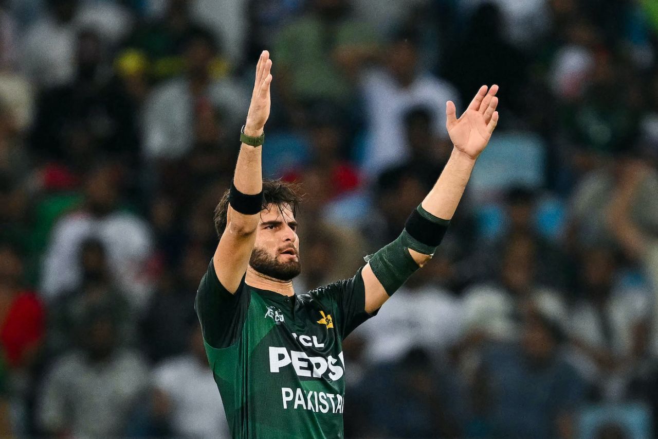 Shaheen Afridi continues to be photogenic with his celebrations, Bangladesh vs Pakistan, Men's T20 Asia Cup, Dubai, September 25, 2025