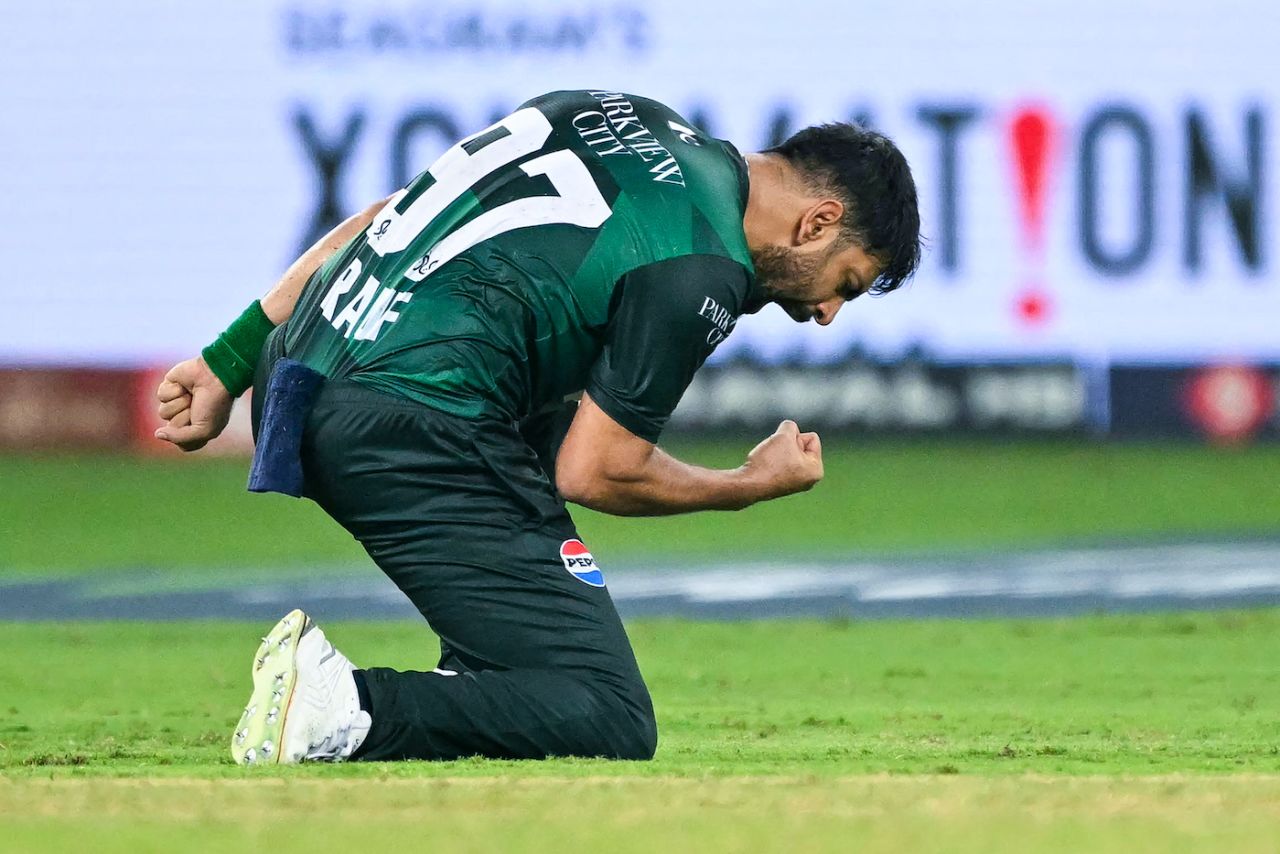 Haris Rauf struck twice in the 18th over, Bangladesh vs Pakistan, Men's T20 Asia Cup, Dubai, September 25, 2025