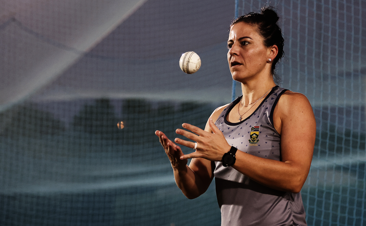 Marizanne Kapp tosses a ball in the nets, Women's T20 World Cup, Dubai, October 15, 2024