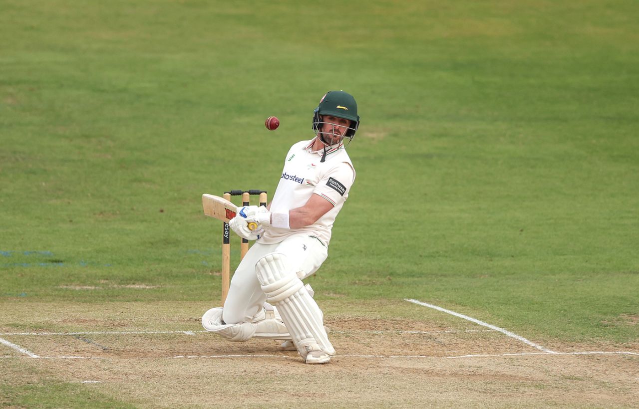 Lewis Hill ducks a short one, Northamptonshire vs Leicestershire, County Championship, Wantage Road, September 26, 2025