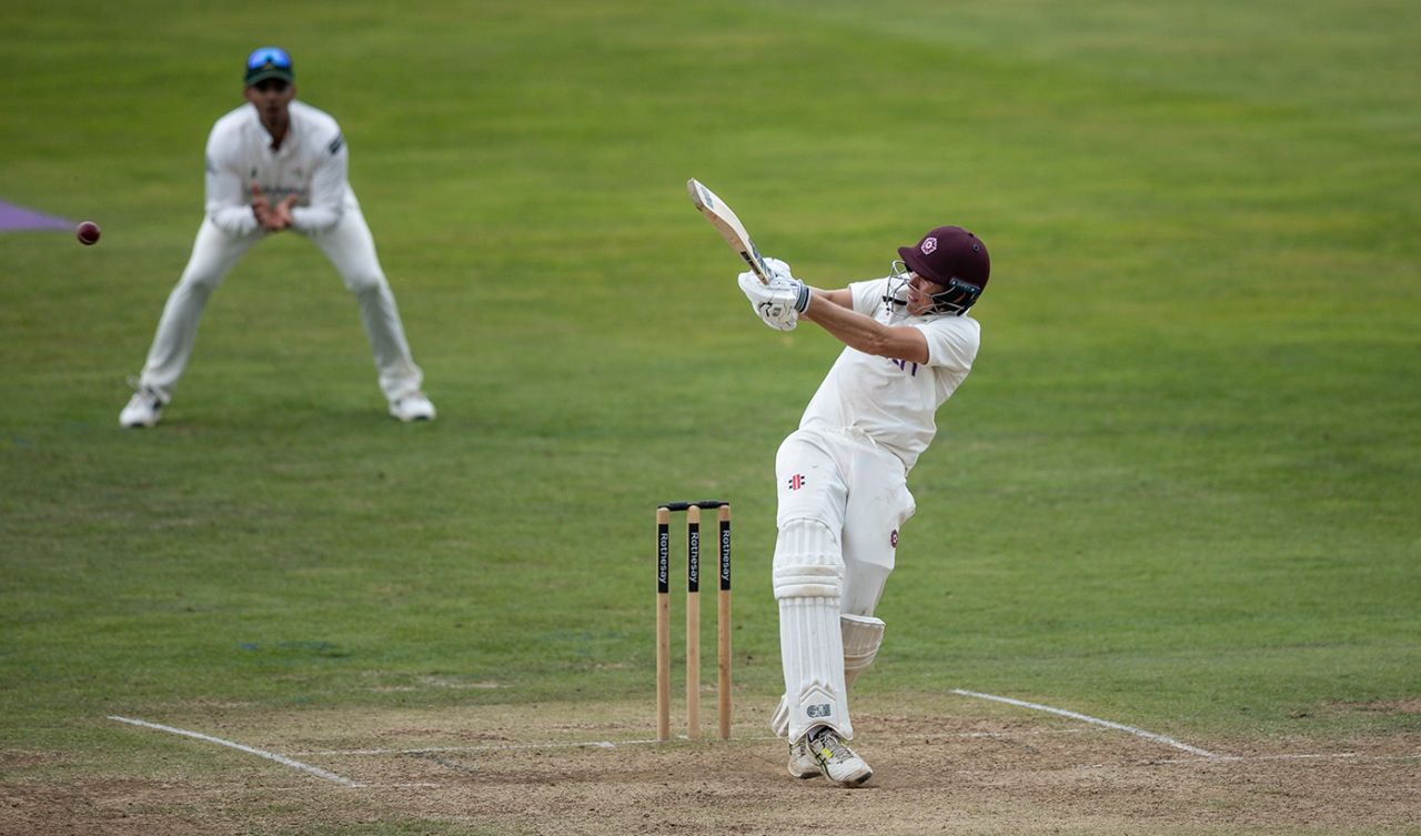 Stuart van der Merwe connects with a pull, Northamptonshire vs Leicestershire, County Championship, Wantage Road, September 27, 2025