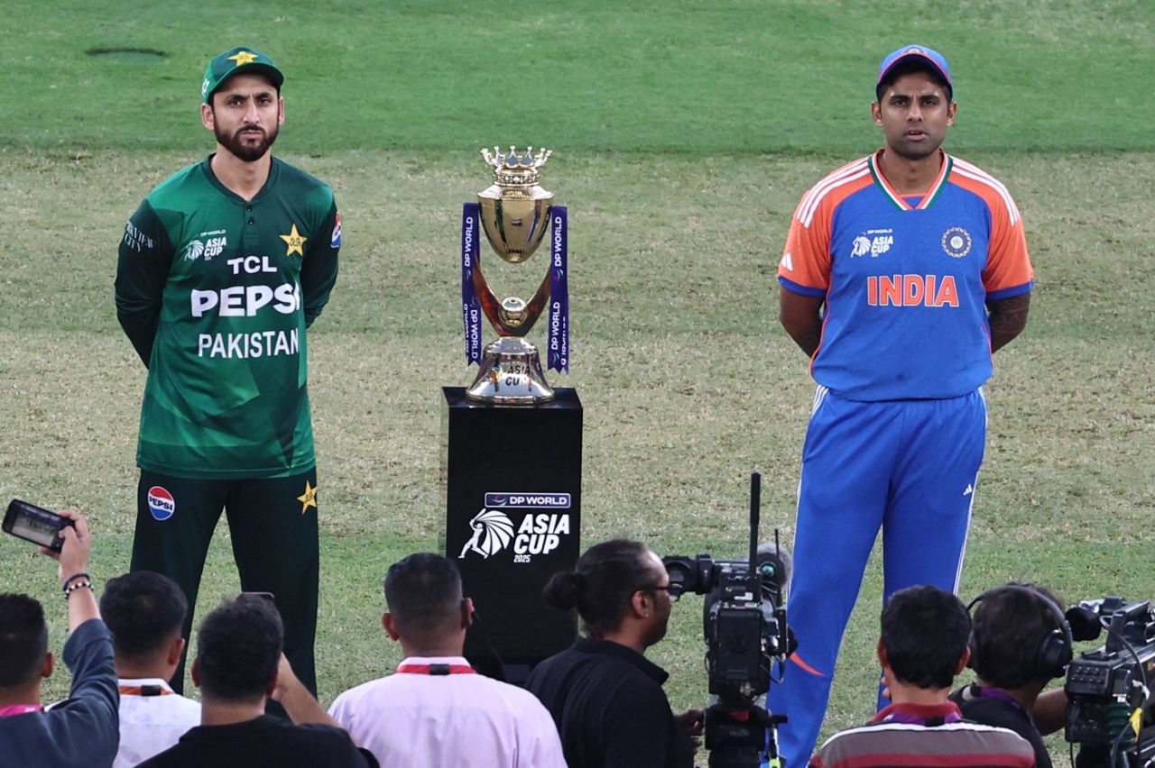 Salman Agha and Suryakumar Yadav ahead of the toss, India vs Pakistan, Asia Cup final, Dubai, September 28, 2025