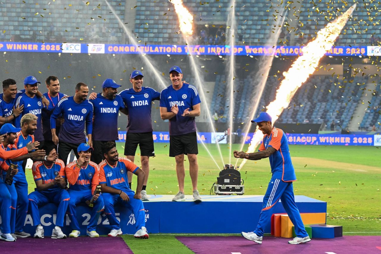 Suryakumar Yadav pretends to carry a trophy he refused to receive, India vs Pakistan, Asia Cup final, Dubai, September 28, 2025