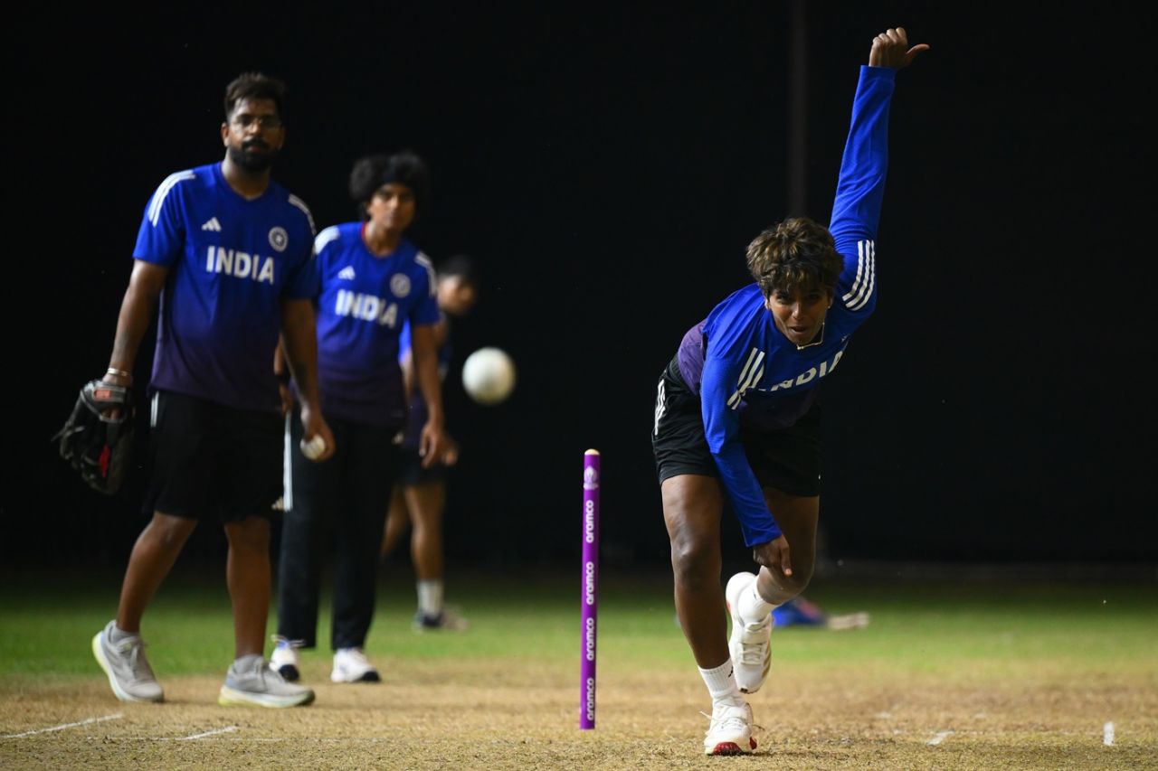 Arundhati Reddy bowls at the nets, India vs Sri Lanka, Women's ODI World Cup, Guwahati, September 29, 2025