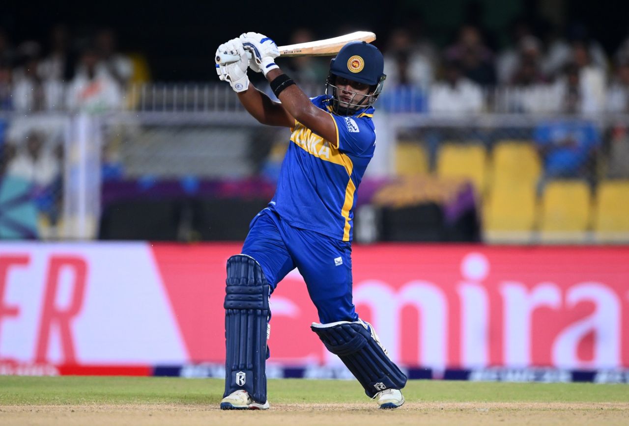 Chamari Athapaththu fell for a brisk 43, India vs Sri Lanka, Women's ODI World Cup, Guwahati, September 30, 2025