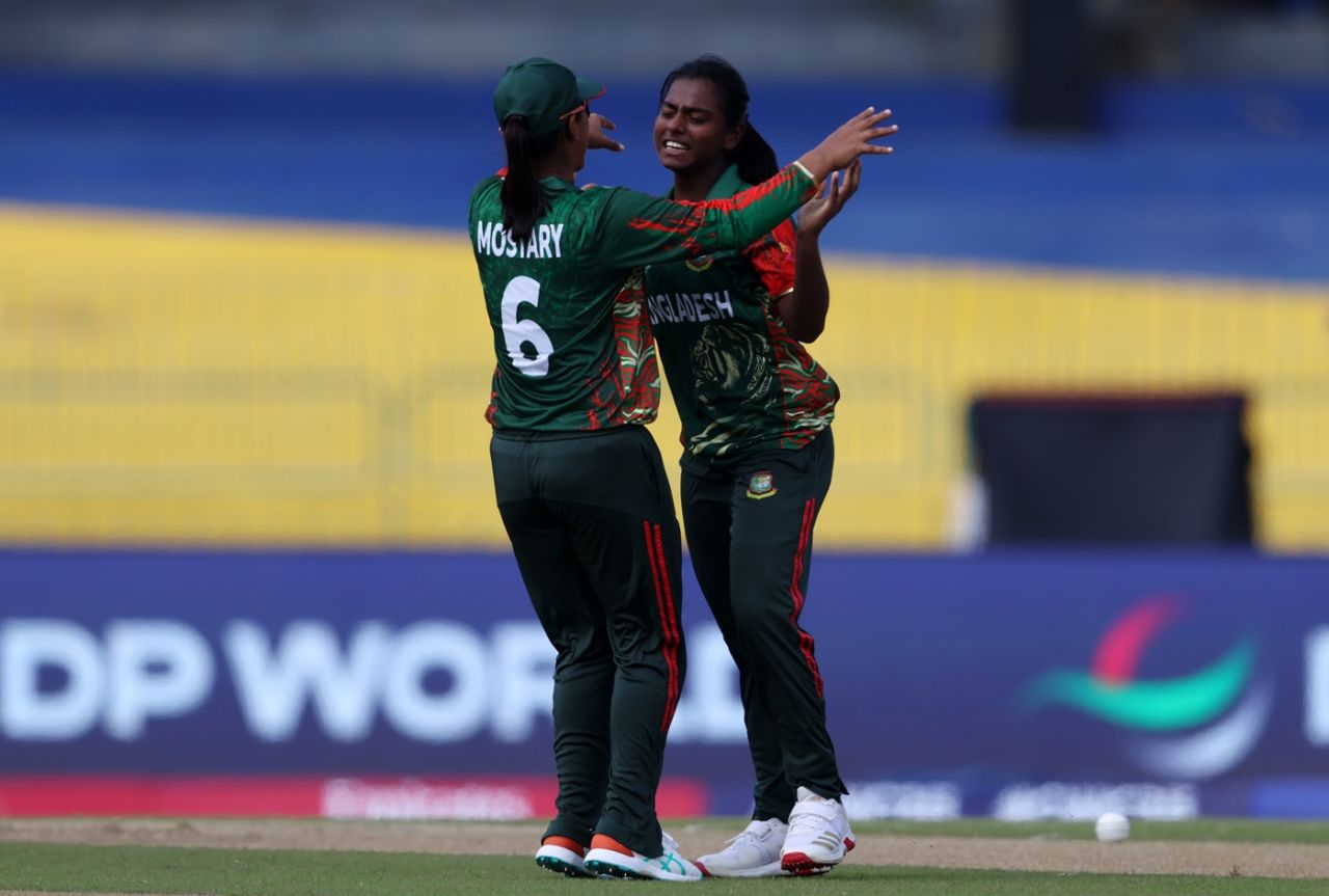 আইসিসির শীর্ষ বোলারদের তিনজনই বাংলাদেশের আইসিসির শীর্ষ বোলারদের তিনজনই বাংলাদেশের