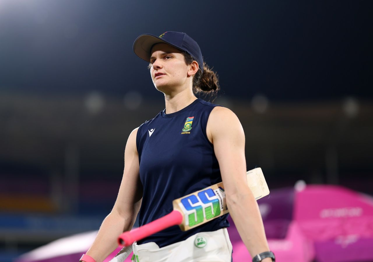 Laura Wolvaardt prepares to bat at the nets, Indore, October 5, 2025
