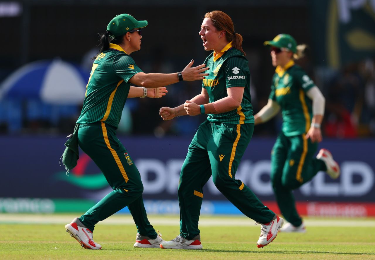 Nadine de Klerk exults after dismissing Amelia Kerr, New Zealand vs South Africa, Women's ODI World Cup, Indore, October 6, 2025