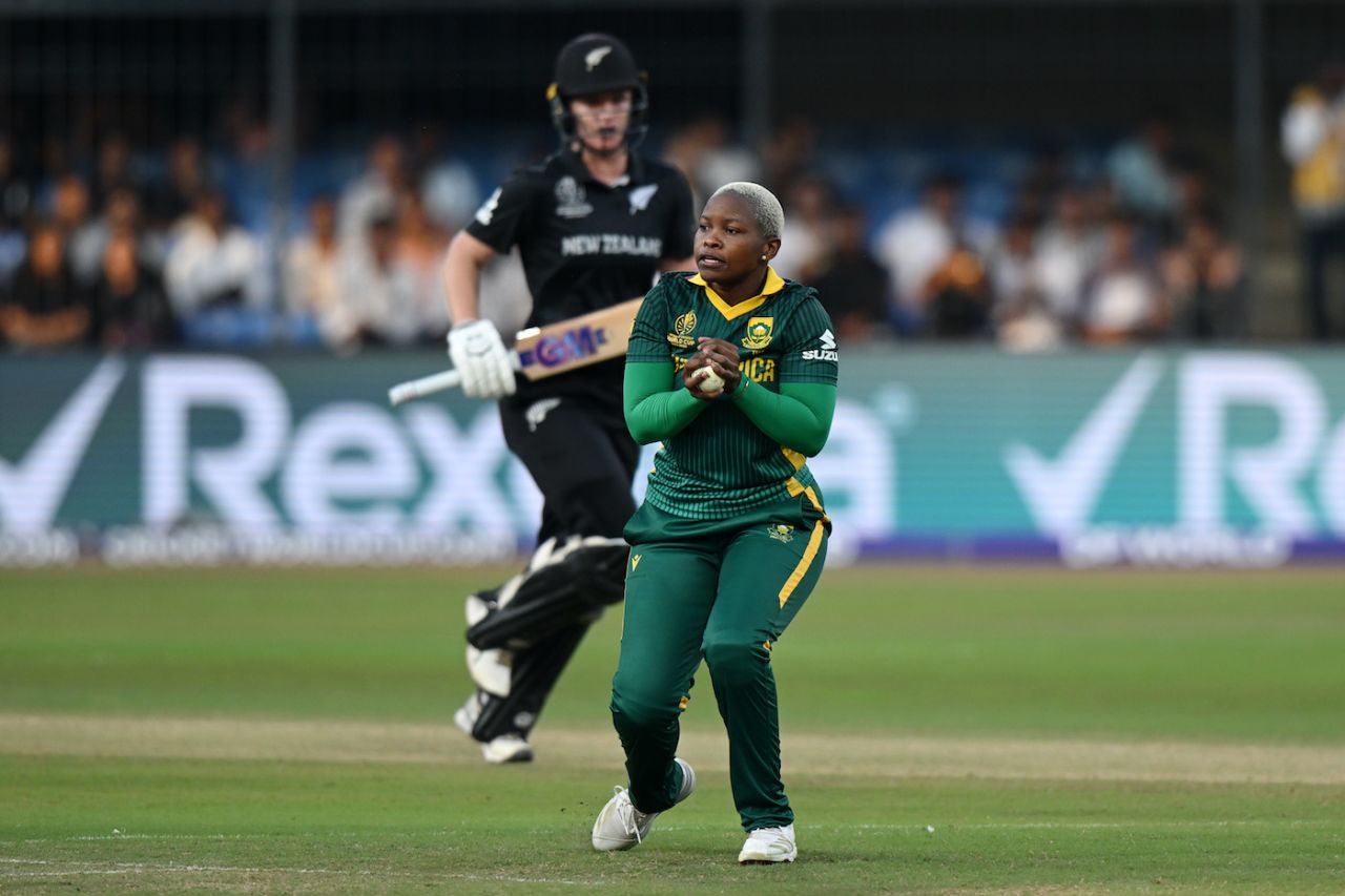 Nonkululeko Mlaba opened the floodgates with Brooke Halliday's wicket, New Zealand vs South Africa, Women's ODI World Cup, Indore, October 6, 2025