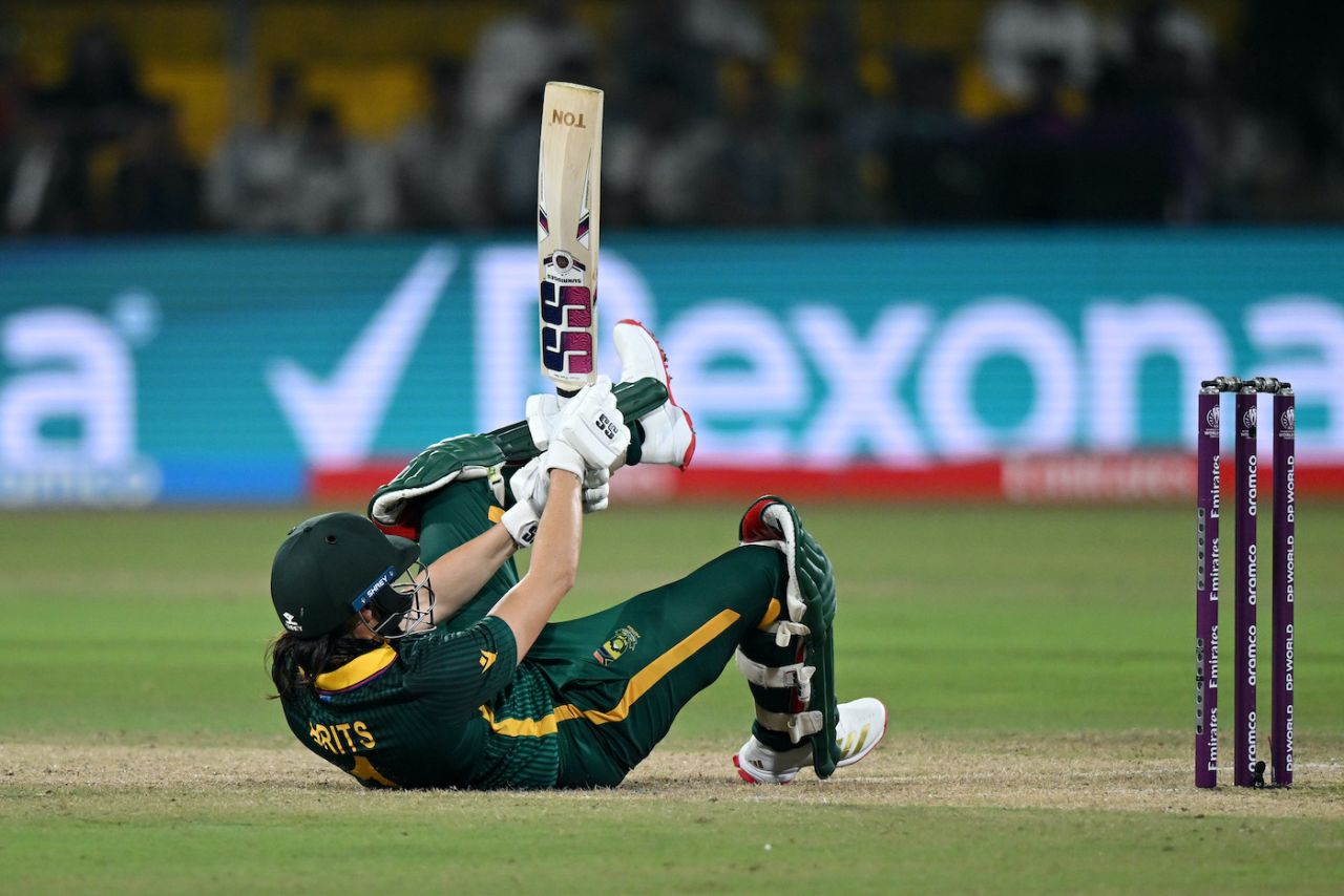 Tazmin Brits goes rough-and-tumble to hit the ball fine, New Zealand vs South Africa, Women's ODI World Cup, Indore, October 6, 2025