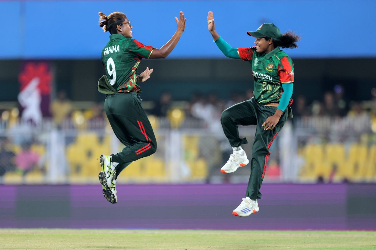 Fahima Khatun and Ritu Moni leap for a high-five, Bangladesh vs England, Women's ODI World Cup, Guwahati, October 7, 2025