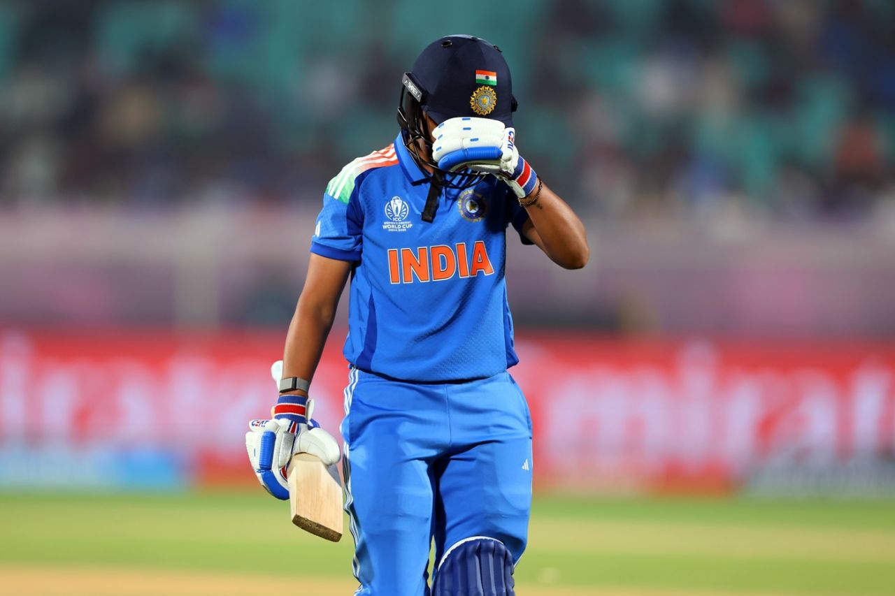 Harmanpreet Kaur was dismissed for another low score, India vs South Africa, Women's ODI World Cup, Visakhapatnam, October 9, 2025