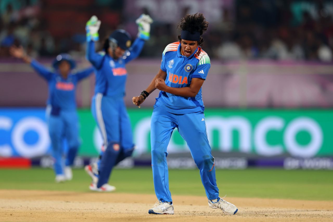 Shree Charani celebrates a wicket, India vs South Africa, Women's ODI World Cup, Visakhapatnam, October 9, 2025