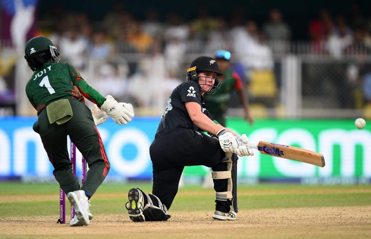 Brooke Halliday played the sweep to good effect, Bangladesh vs New Zealand, Women's ODI World Cup, Guwahati, October 10, 2025