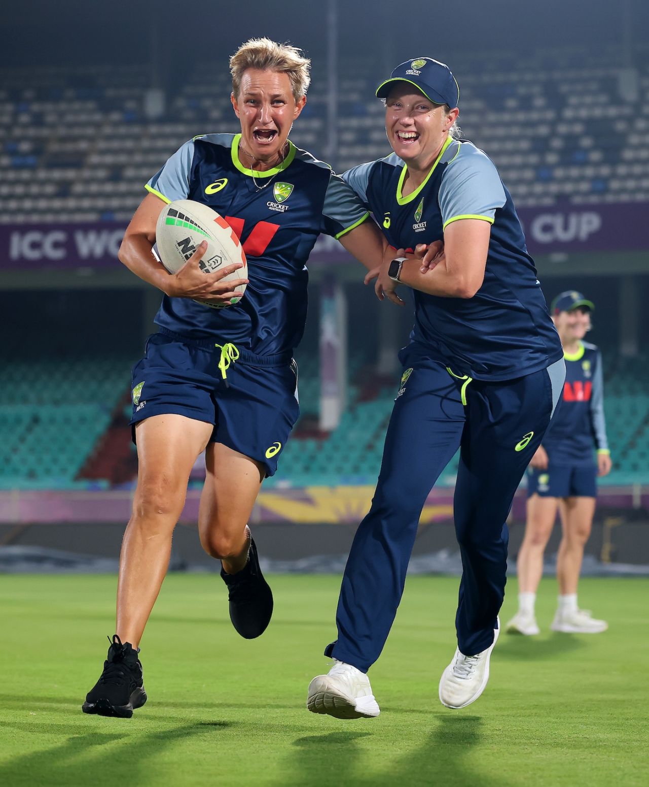 Shelley Nitschke and Alyssa Healy are clearly having fun, India vs Australia, Women's ODI World Cup, Visakhapatnam, October 11, 2025